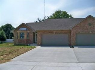 129 Susan Ct, Bayview Garde, IL