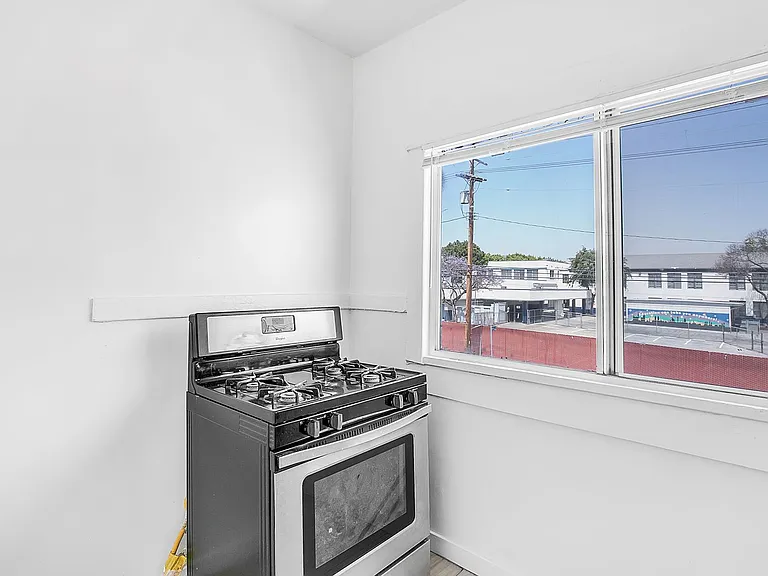 5251 Main — Photo 8