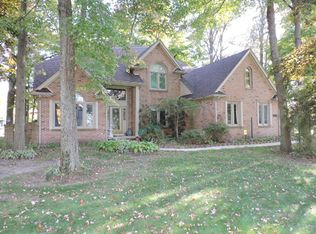 527 Spring Lake Point, Holland, OH 43528