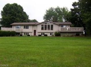 754 Akron Rd, Wadsworth, OH 44281