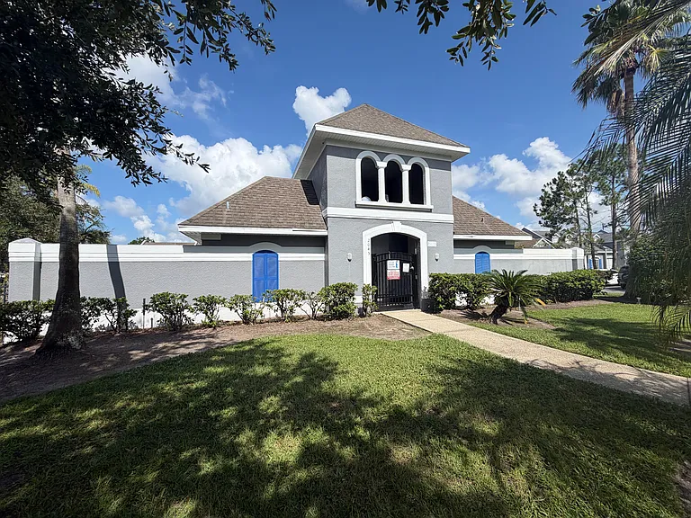 2125 Island Walk Dr — Photo 20