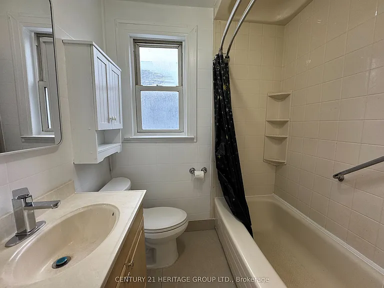 24 Hutton Ave — Photo 6