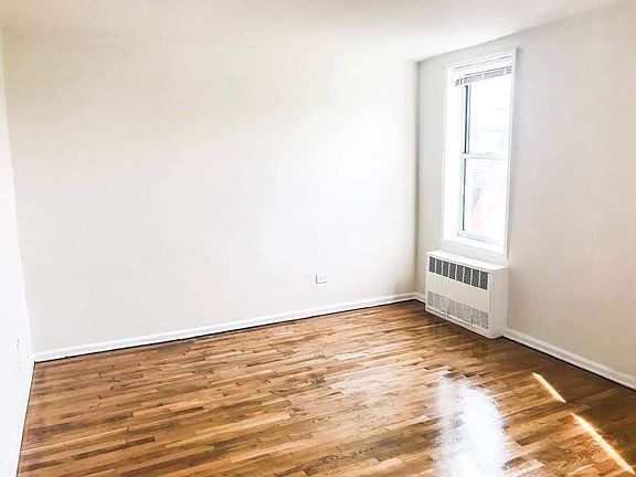4th image of 8510 120th St APT 701