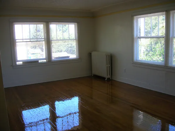 1705 E Howell St #9, Seattle, WA 98122