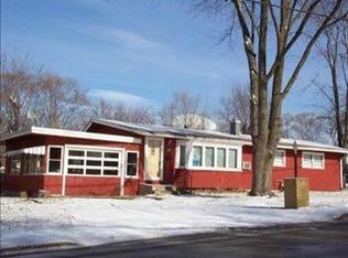 1012 5th Ave, Aurora, IL 60505