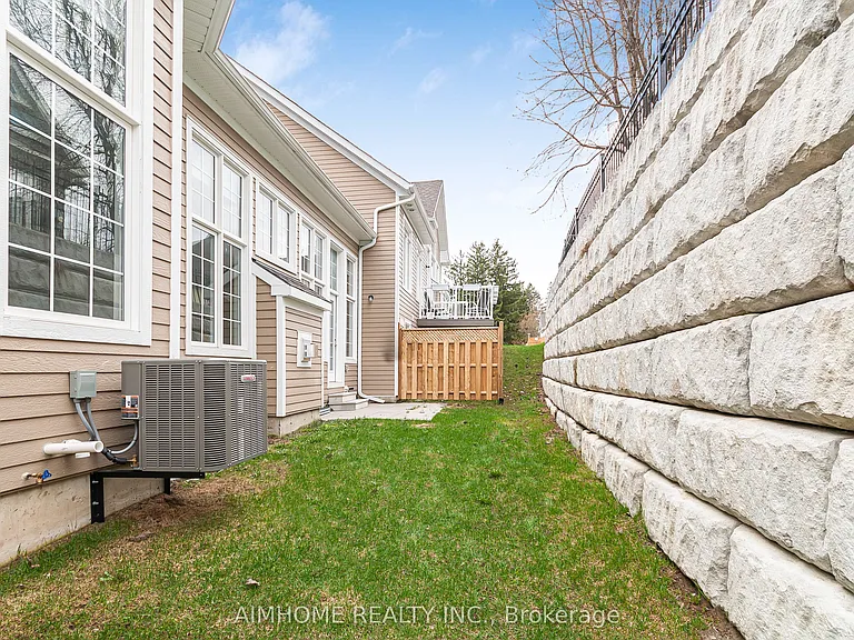 6 Prescott Cres — Photo 4