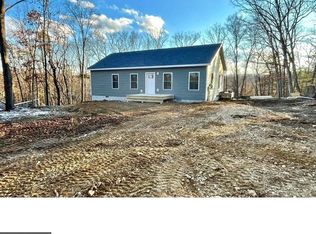 233 Young Ln, Berkeley Springs, WV 25411