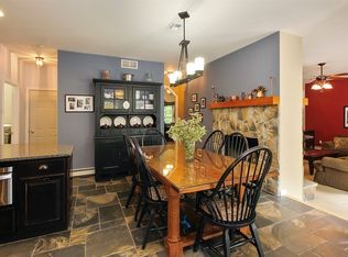 531 E Mountain Rd N, Cold Spring, NY 10516