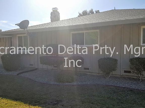 3rd image of 607 Ironwood Way