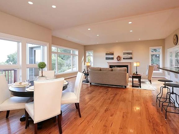 5th image of 12101 Oak Park Ct