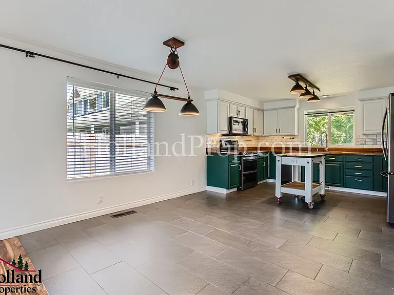 10849 NW Glencoe Rd — Photo 7