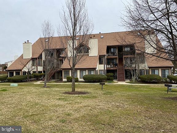 3rd image of 6004D Curtier Dr