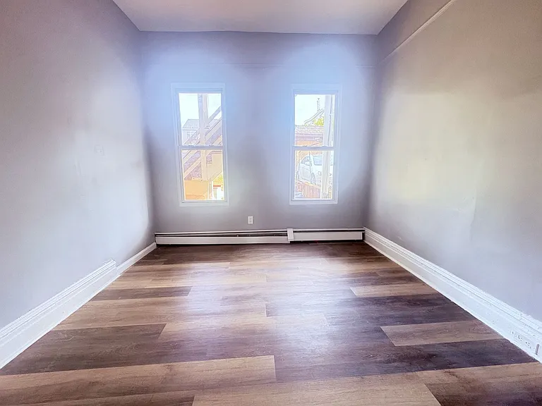 540 River St #1A — Photo 3