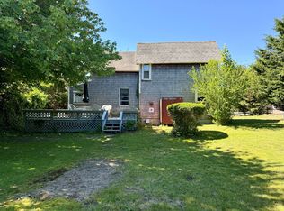 19 Perkins Ave, Oak Bluffs, MA 02557
