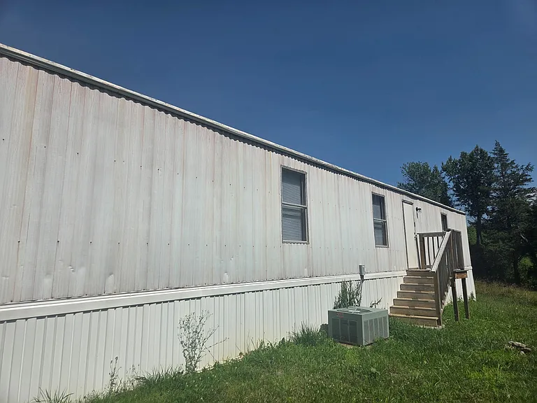 86 Milkweed Ln — Photo 2