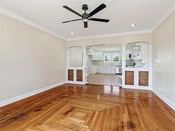 5th image of 526 Bellanger St
