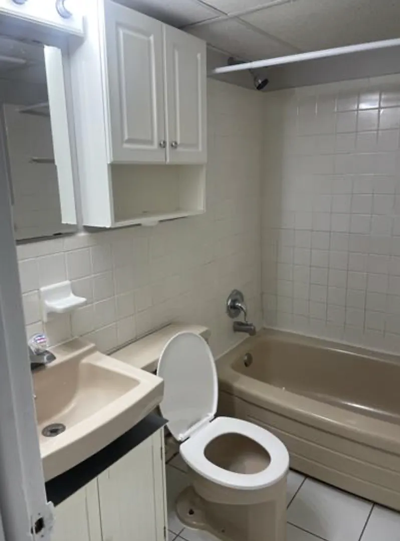 225 W. Chester Pike — Photo 4
