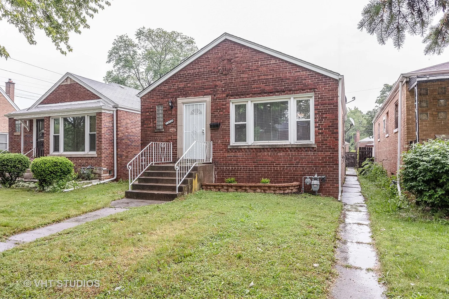 14209 S Normal Ave photo 1