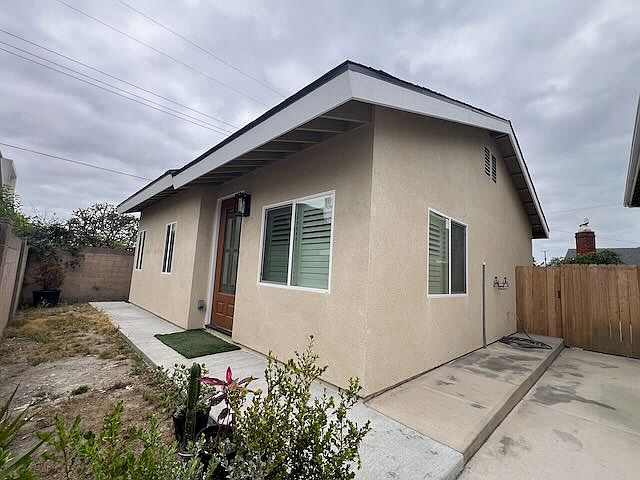 1st image of 4232 Marion Ave #B