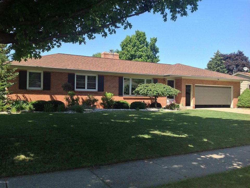 1st image of 3981 Bruce Dr SW