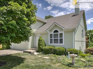 2025 SW British Dr, Lees Summit, MO 64081