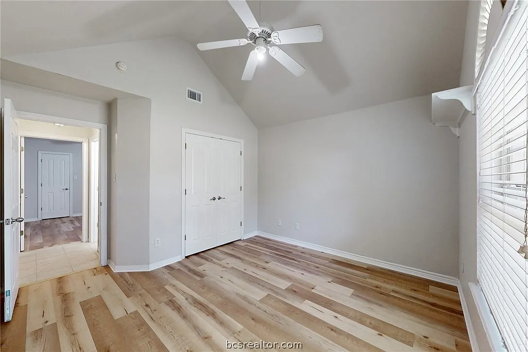 3 bed, 1623 sqft, $1,975 — Photo 4