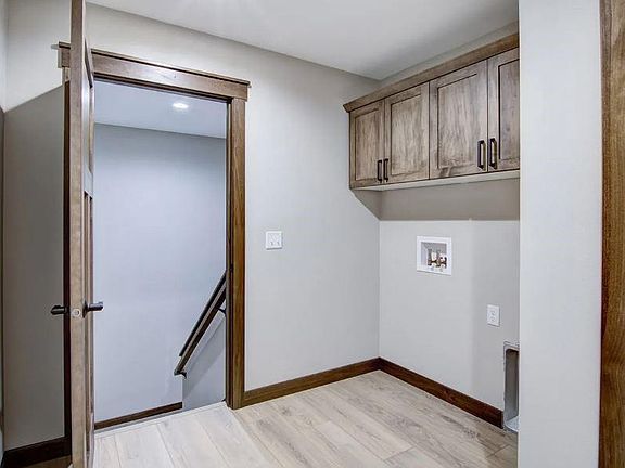 2nd image of 703 Sequoia Drive