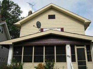 1252 Warren Rd, Lakewood, OH 44107