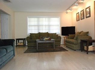 1882 Decatur Ave, Bellmore, NY 11710