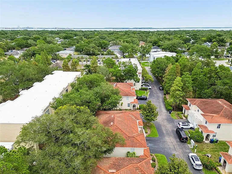 3125 Santorini Ct — Photo 35