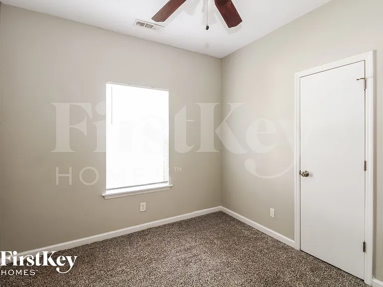4101 Chimney Springs Ct — Photo 14