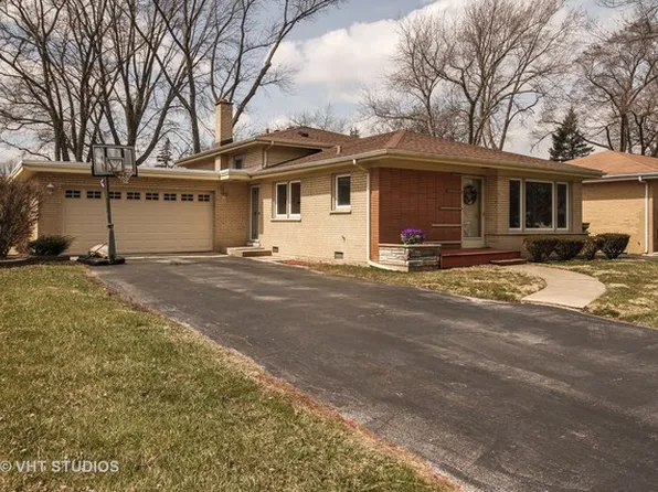 12748 Westgate Dr, Palos Heights, IL 60463