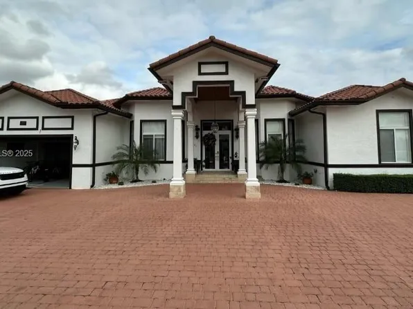 2621 SW 132nd Ave, Miami, FL 33175