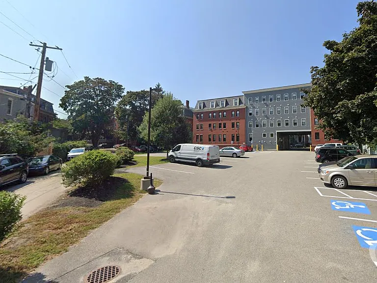 20 West St #5 — Photo 2