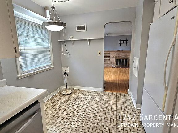 5th image of 1242 Sargent Ave