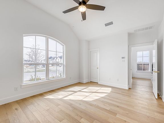 7th image of this home