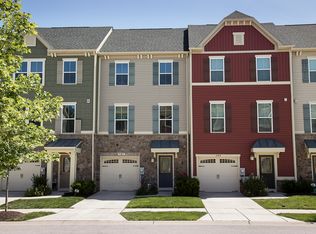 587 Fox River Hills Way, Glen Burnie, MD 21060