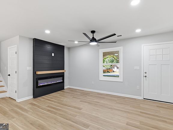 5th image of 6408 Veracruse Dr