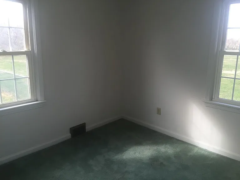 1160 Bayview Rd — Photo 5