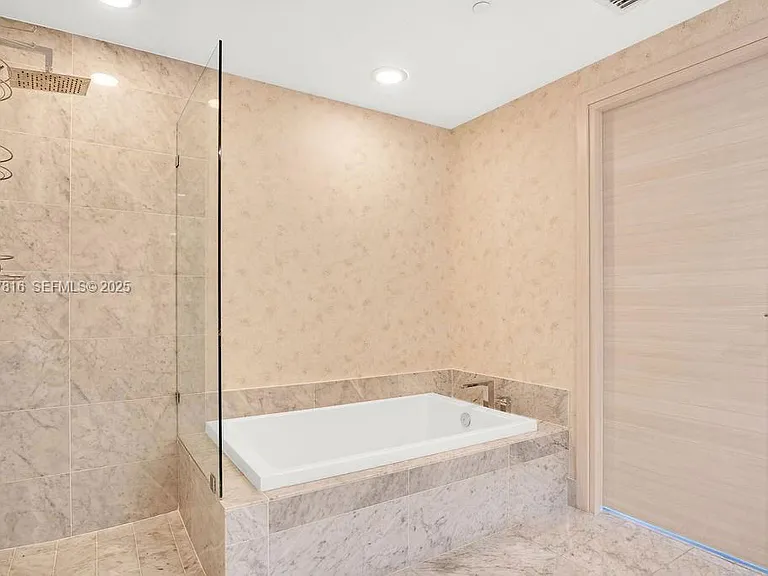801 S Miami Ave #1805 — Photo 13