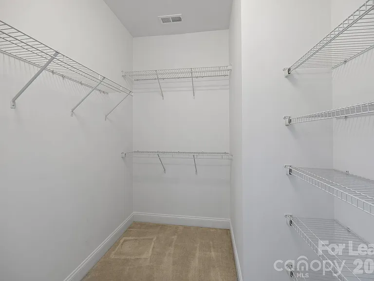 11938 Bradford Park Dr — Photo 26