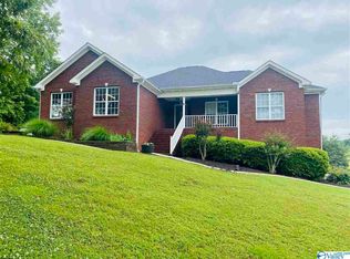 1695 Moss Chapel Rd NW, Hartselle, AL 35640