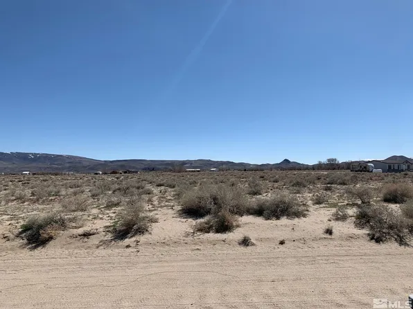 3470 E 7th St, Silver Springs, NV 89429