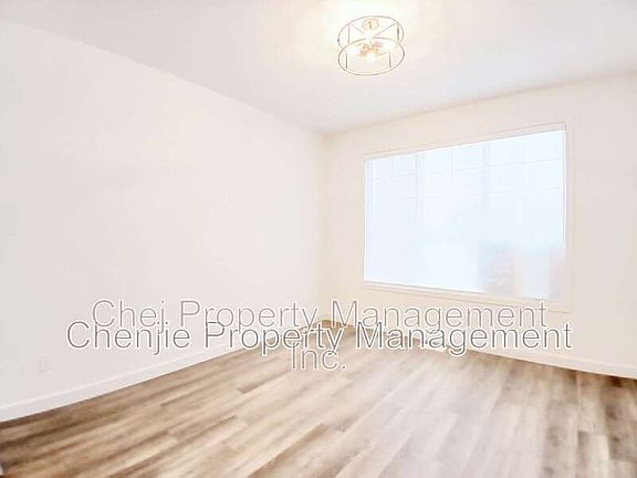 2nd image of 20935 20th Ave NW