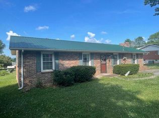 391 Hickory Hill Dr, Monticello, KY 42633