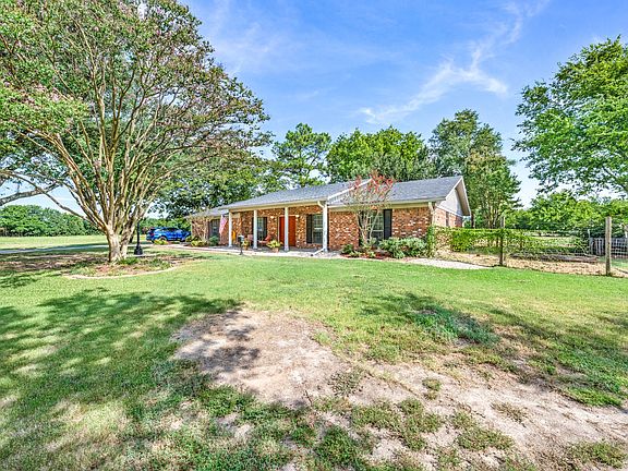 4th image of 2767 County Road 1112