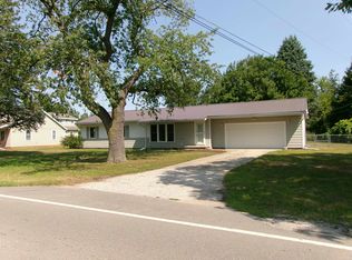 410 W Webster St, Coleman, MI 48618