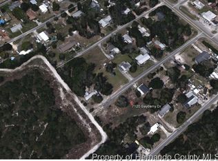 7120 Bayberry Dr, Weeki Wachee, FL 34607