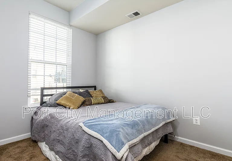 4519 Foster Ave — Photo 21