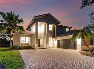 11205 NW 71st Ct, Pompano Beach, FL 33076